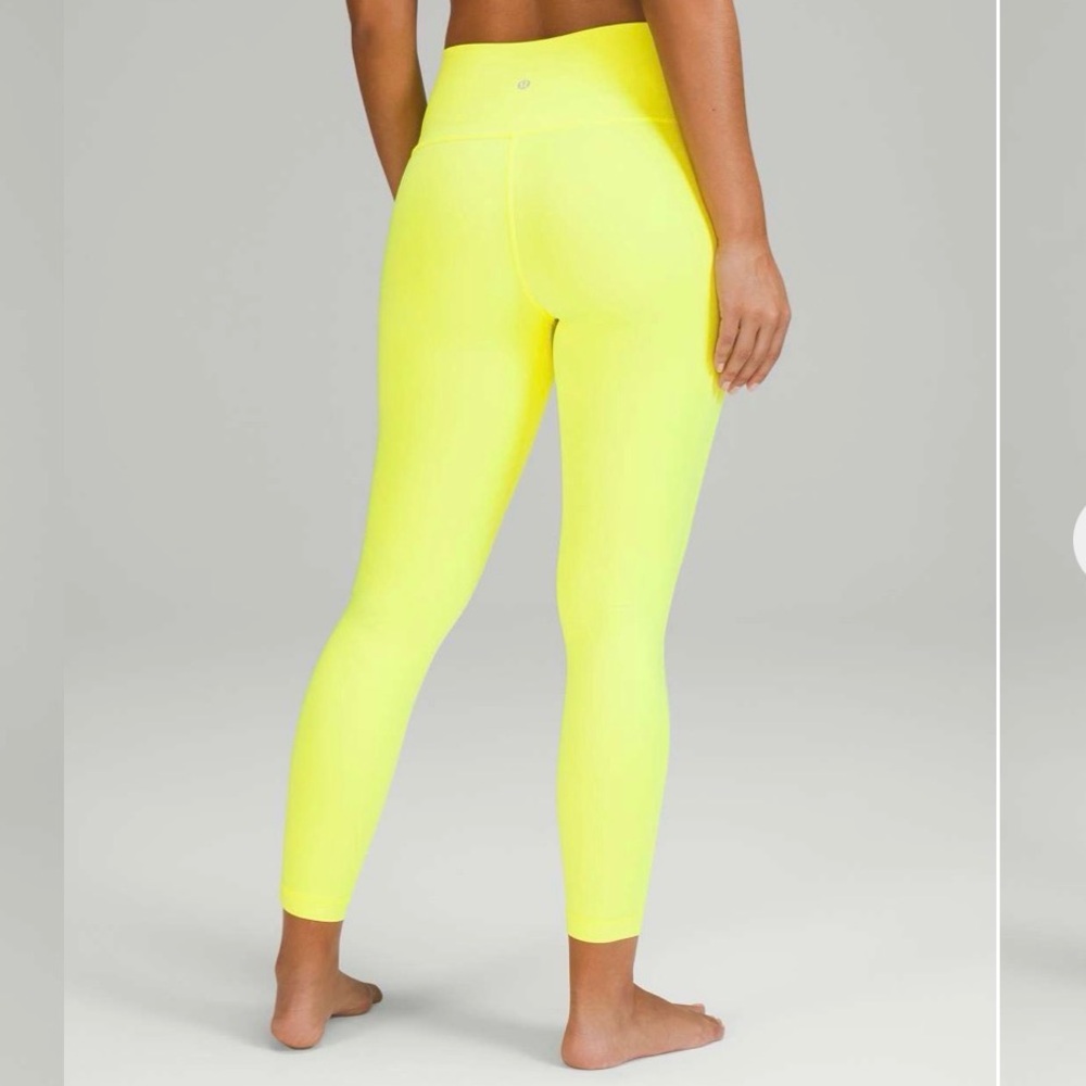 Lululemon Wunder Under High-Rise Tight 25"
Highlight Yellow